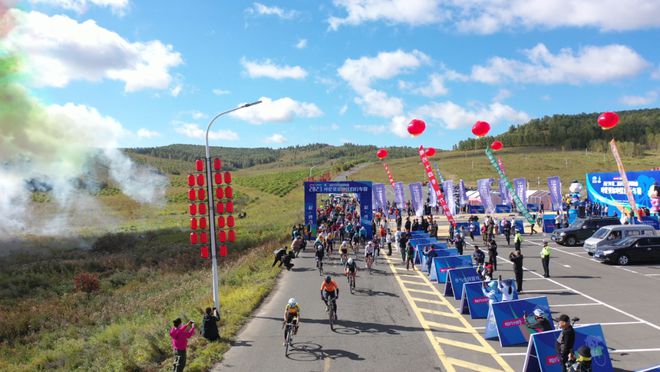 初五迎财神！佛山楼市发布祝大家龙年大吉，财源广进！